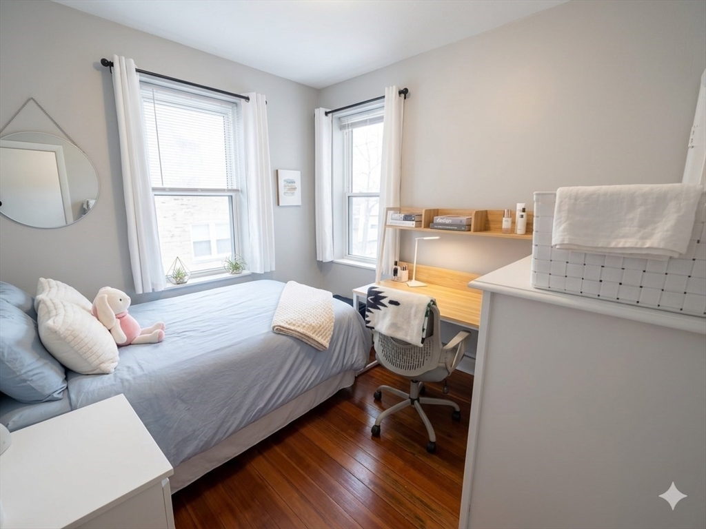 35 Charter Street, Unit 2 Boston, MA 02113 - Photo 5 of 6