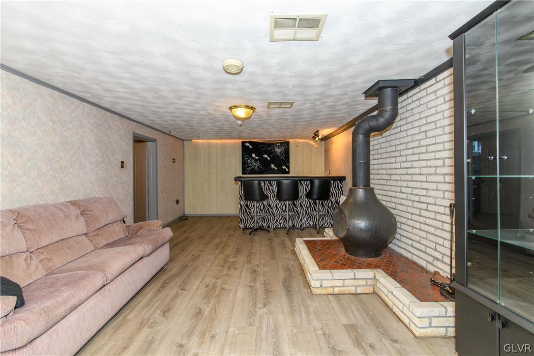 405 Moorestown Drive Bath, PA 18014 - Photo 29 of 50