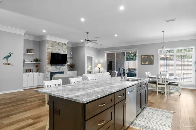 $450,000 | 4062 Oak Pointe Drive, Gulf Breeze, FL 32563