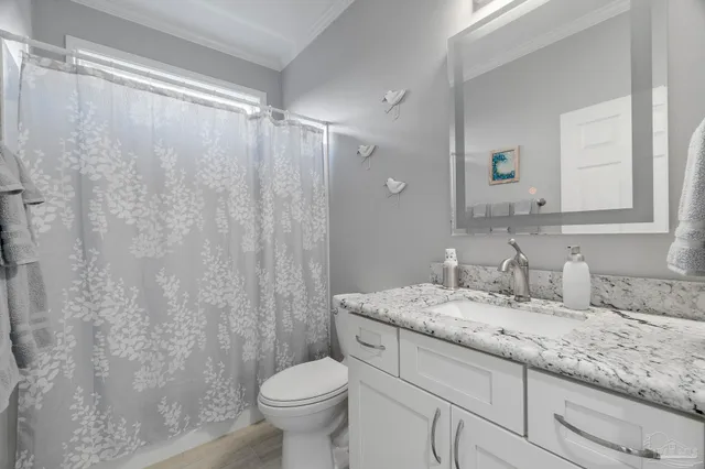 $450,000 | 4062 Oak Pointe Drive, Gulf Breeze, FL 32563