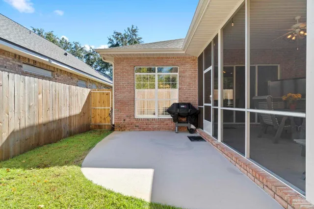 $450,000 | 4062 Oak Pointe Drive, Gulf Breeze, FL 32563