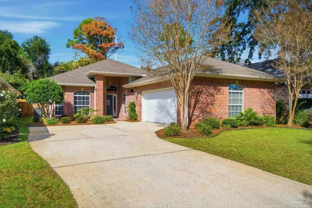 $450,000 | 4062 Oak Pointe Drive, Gulf Breeze, FL 32563