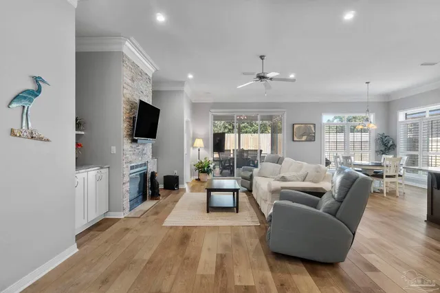 $450,000 | 4062 Oak Pointe Drive, Gulf Breeze, FL 32563