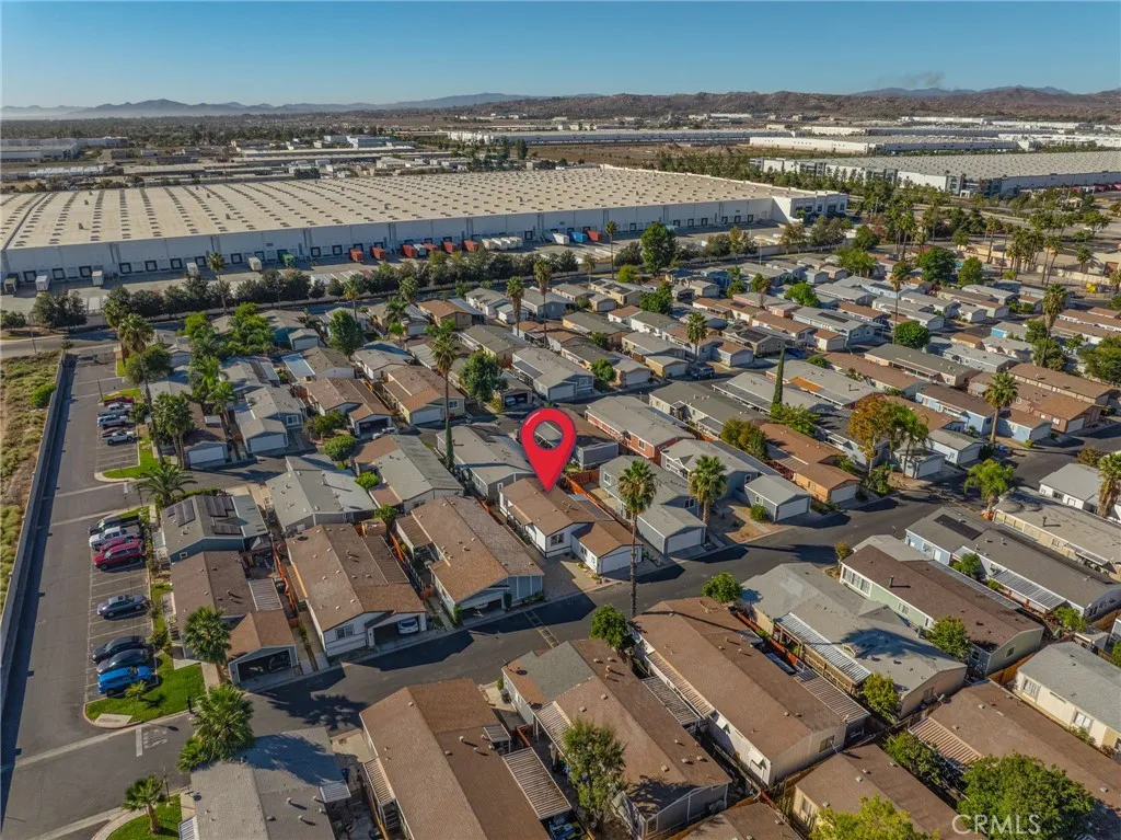 80 Dawes, Unit 88 Perris, CA 92571 - Photo 29 of 29 an aerial view of multiple house