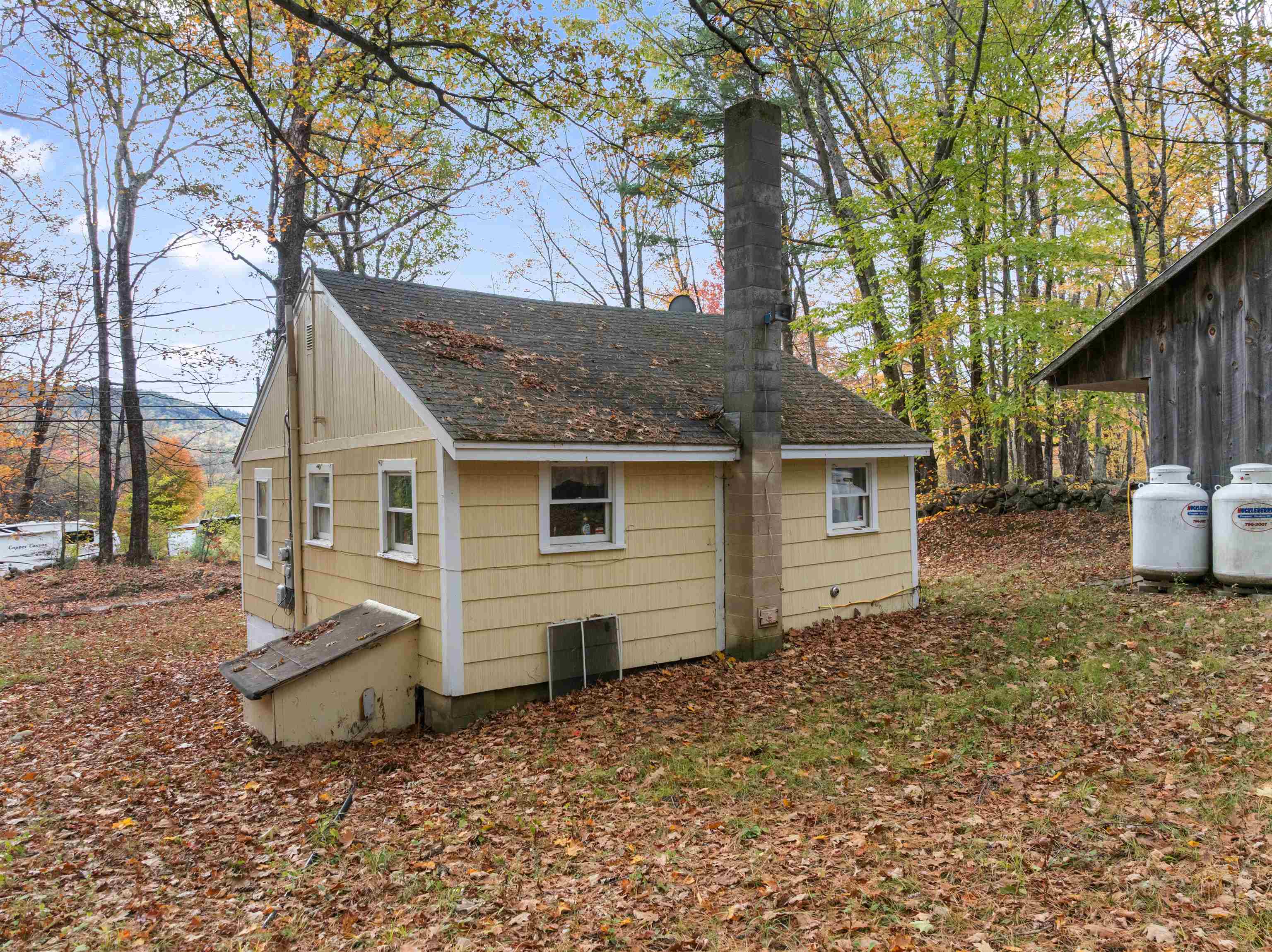 422 Currier Road Hill, NH 03243 - Photo 3 of 26 Gallery Image 3