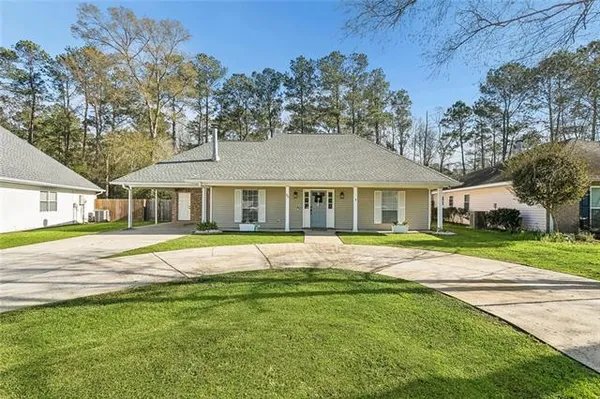 $298,000 | 60 Belle Vu Loop, Covington, LA 70433