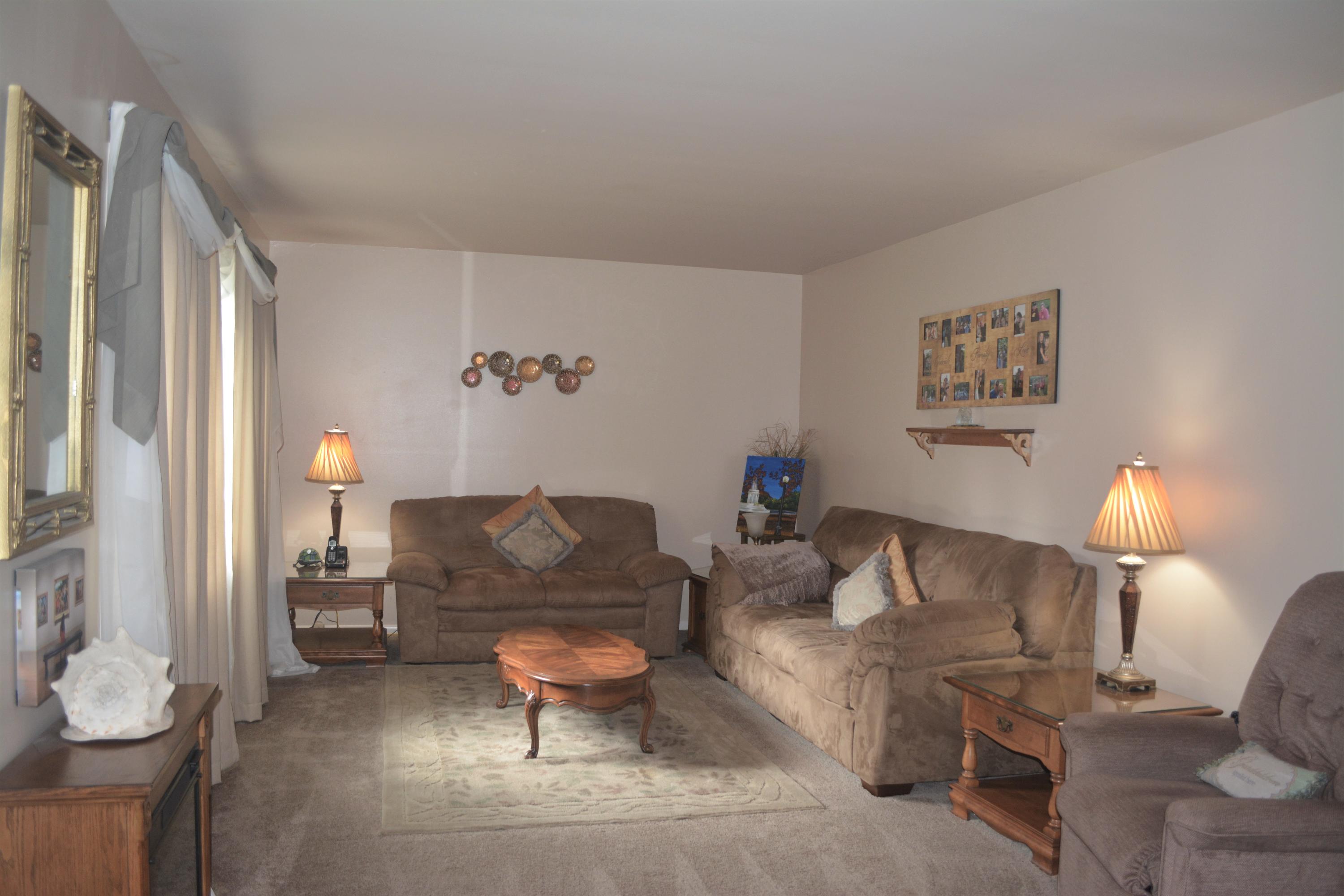 12064 South Sprinkle Road Vicksburg, MI 49097 - Photo 12 of 25 DSC_1840 (2)