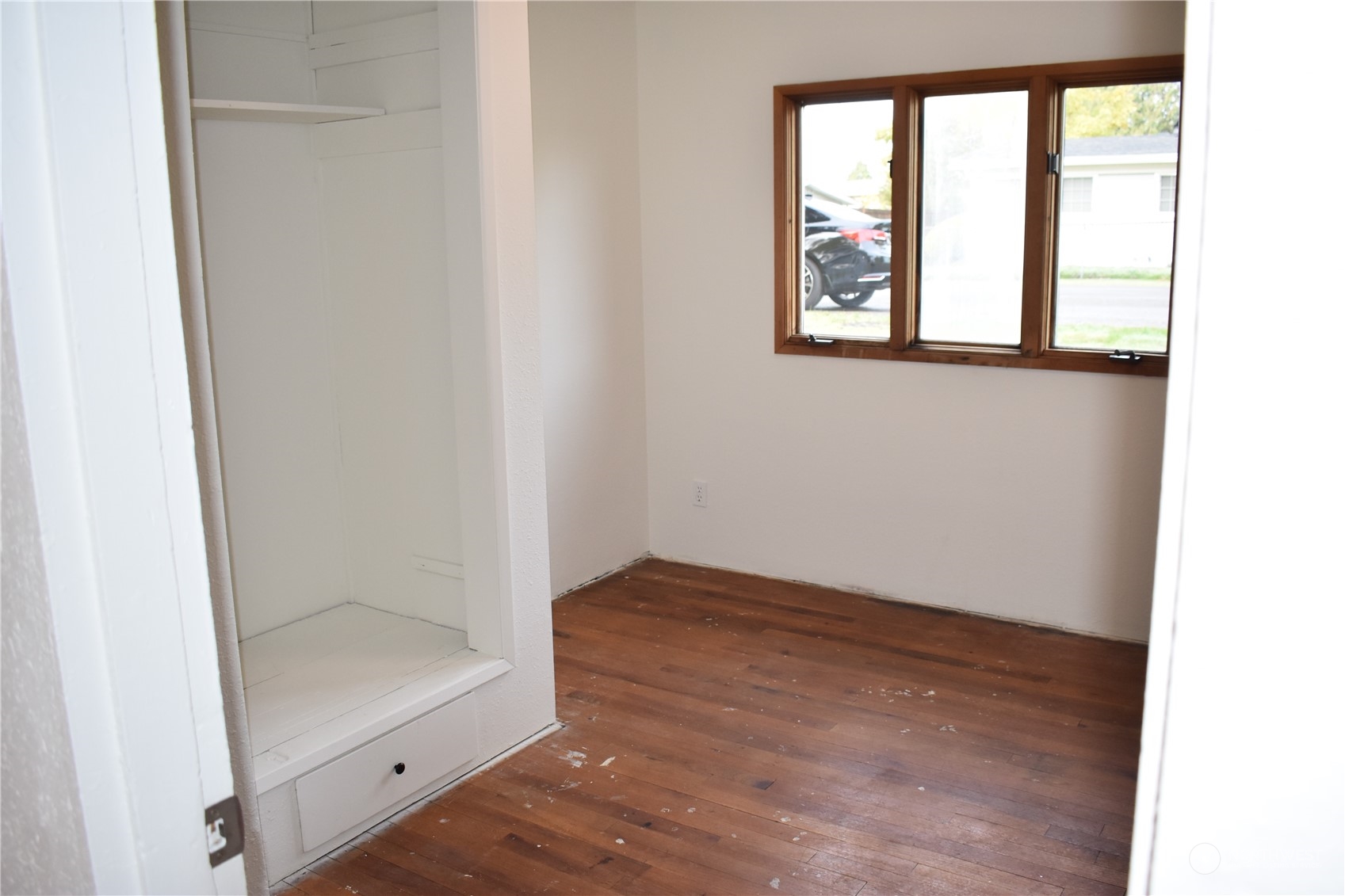 640 Ferndale Place Northeast Renton, WA 98056 - Photo 11 of 16 Gallery Image 11
