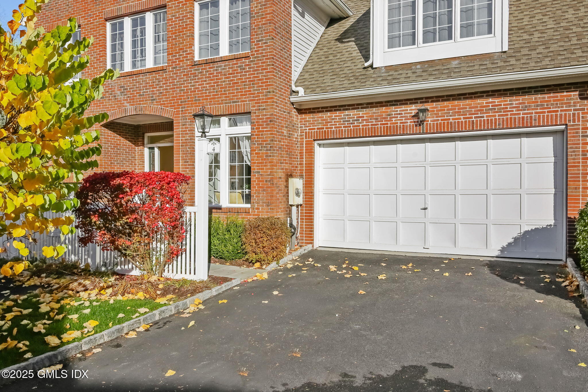 73 Weaver Street, Unit 4 Greenwich, CT 06831 - Photo 26 of 30 front view of a house