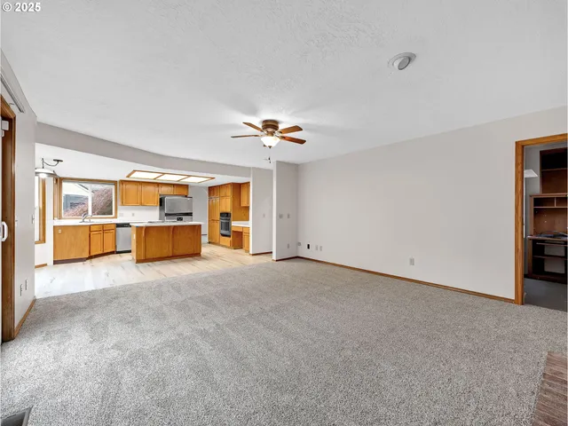 $524,800 | 2568 Southwest Orchard Court, Gresham, OR 97080