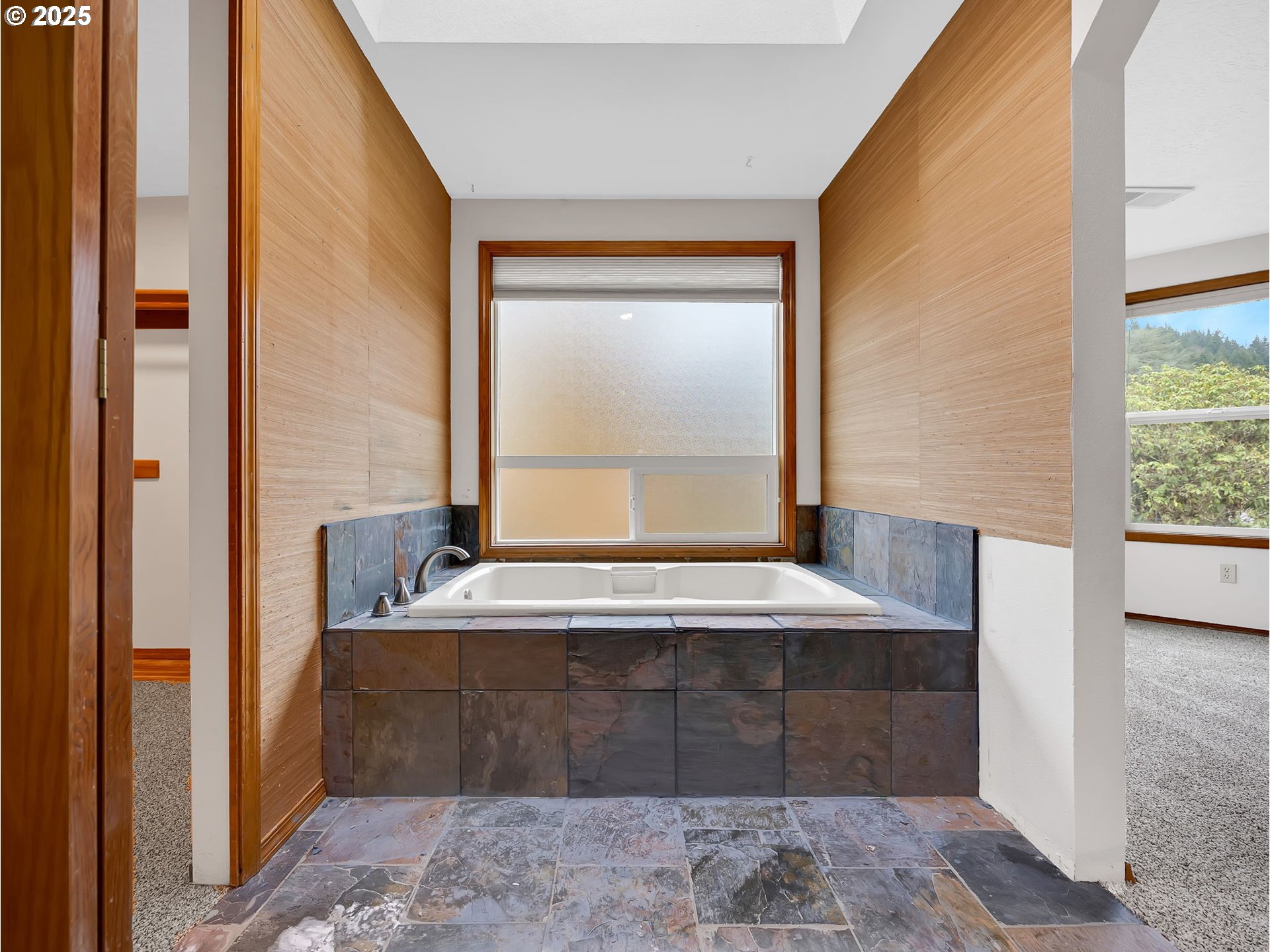 2568 Southwest Orchard Court Gresham, OR 97080 - Photo 24 of 46