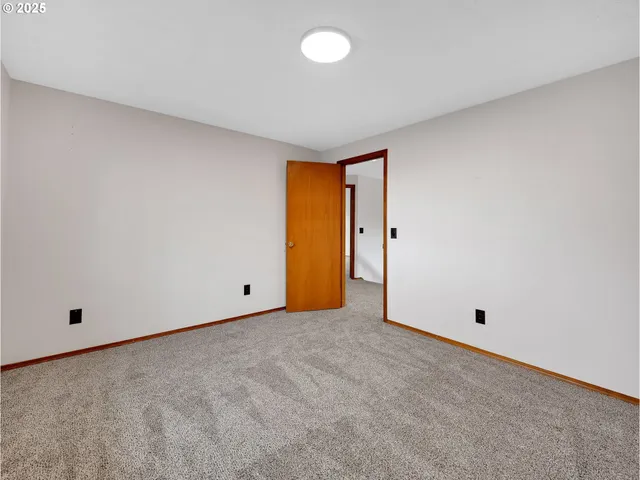 $524,800 | 2568 Southwest Orchard Court, Gresham, OR 97080