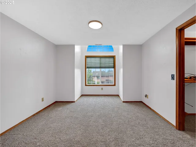 $524,800 | 2568 Southwest Orchard Court, Gresham, OR 97080