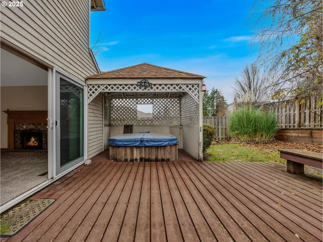 $524,800 | 2568 Southwest Orchard Court, Gresham, OR 97080