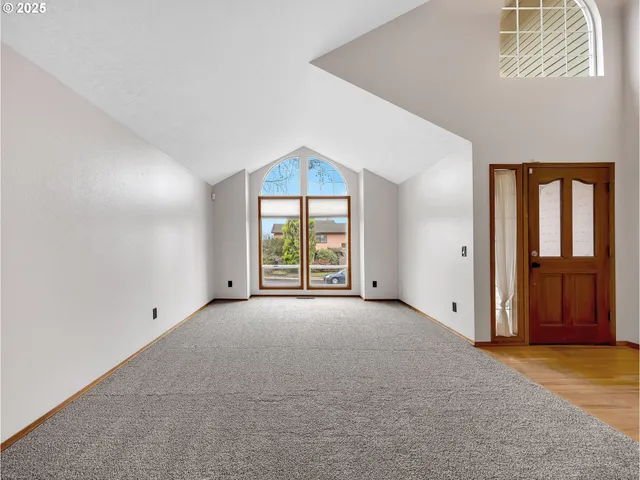 $524,800 | 2568 Southwest Orchard Court, Gresham, OR 97080