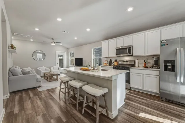 $1,850 | 1129 Tipton Street, Georgetown, TX 78633