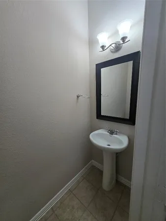 $2,300 | 9126 Monarch Field Lane, Cypress, TX 77433