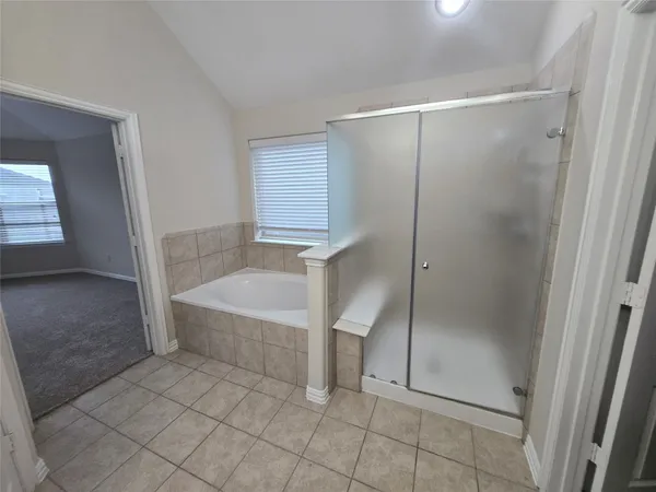 $2,300 | 9126 Monarch Field Lane, Cypress, TX 77433