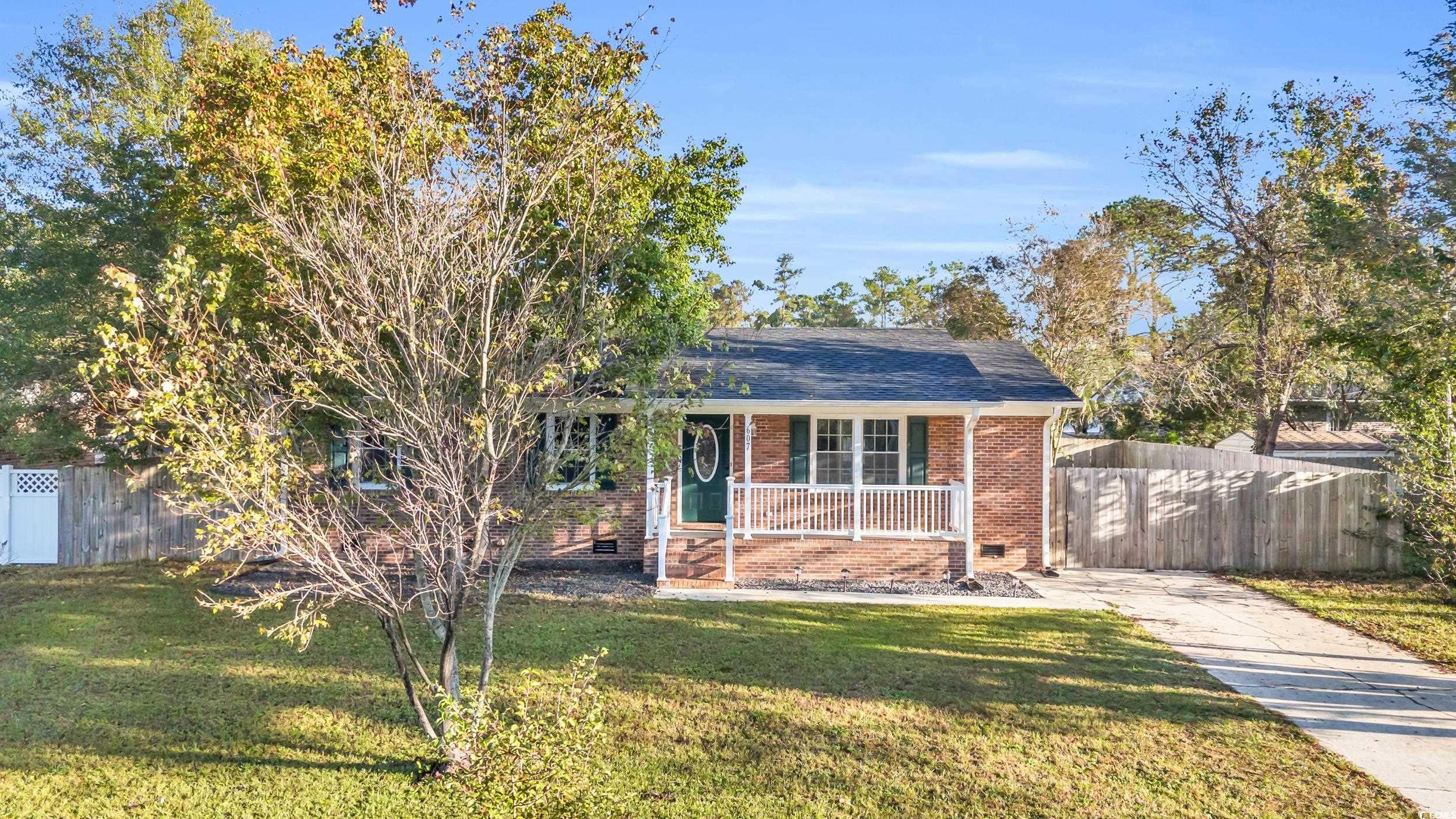 607 Jefferson Way Conway, SC 29526 - Photo 5 of 28 View of front of house with a porch and a front la