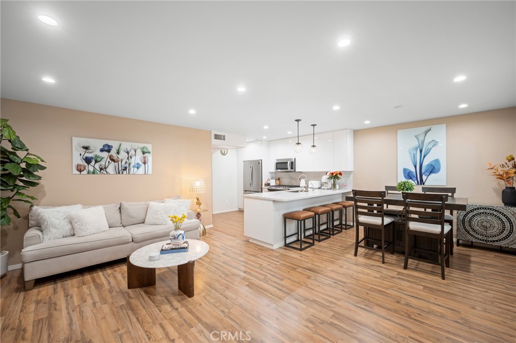 620 East Harvard Road, Unit C Burbank, CA 91501 - Photo 1 of 1 Gallery Image 1