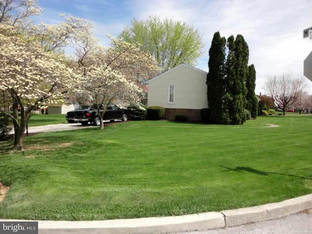 10 Stevens Street Hanover, PA 17331 - Photo 4 of 26
