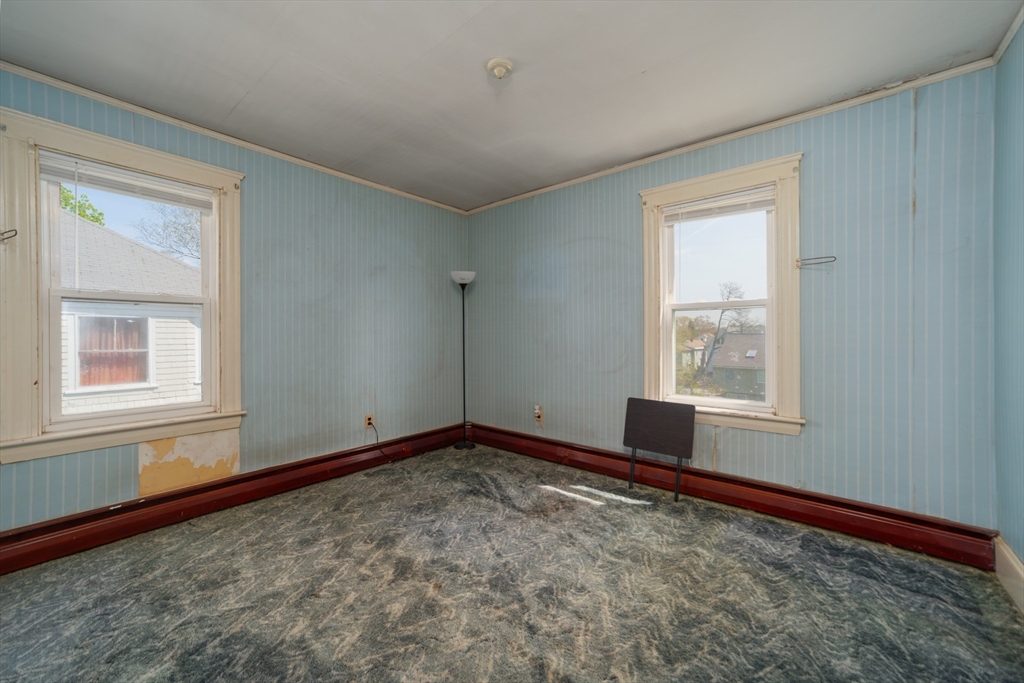 35 Pilgrim Road Haverhill, MA 01832 - Photo 20 of 25 Gallery Image 20