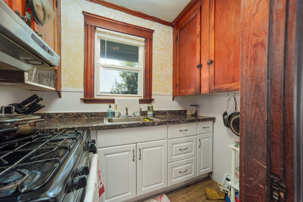 35 Pilgrim Road Haverhill, MA 01832 - Photo 9 of 25 Gallery Image 9