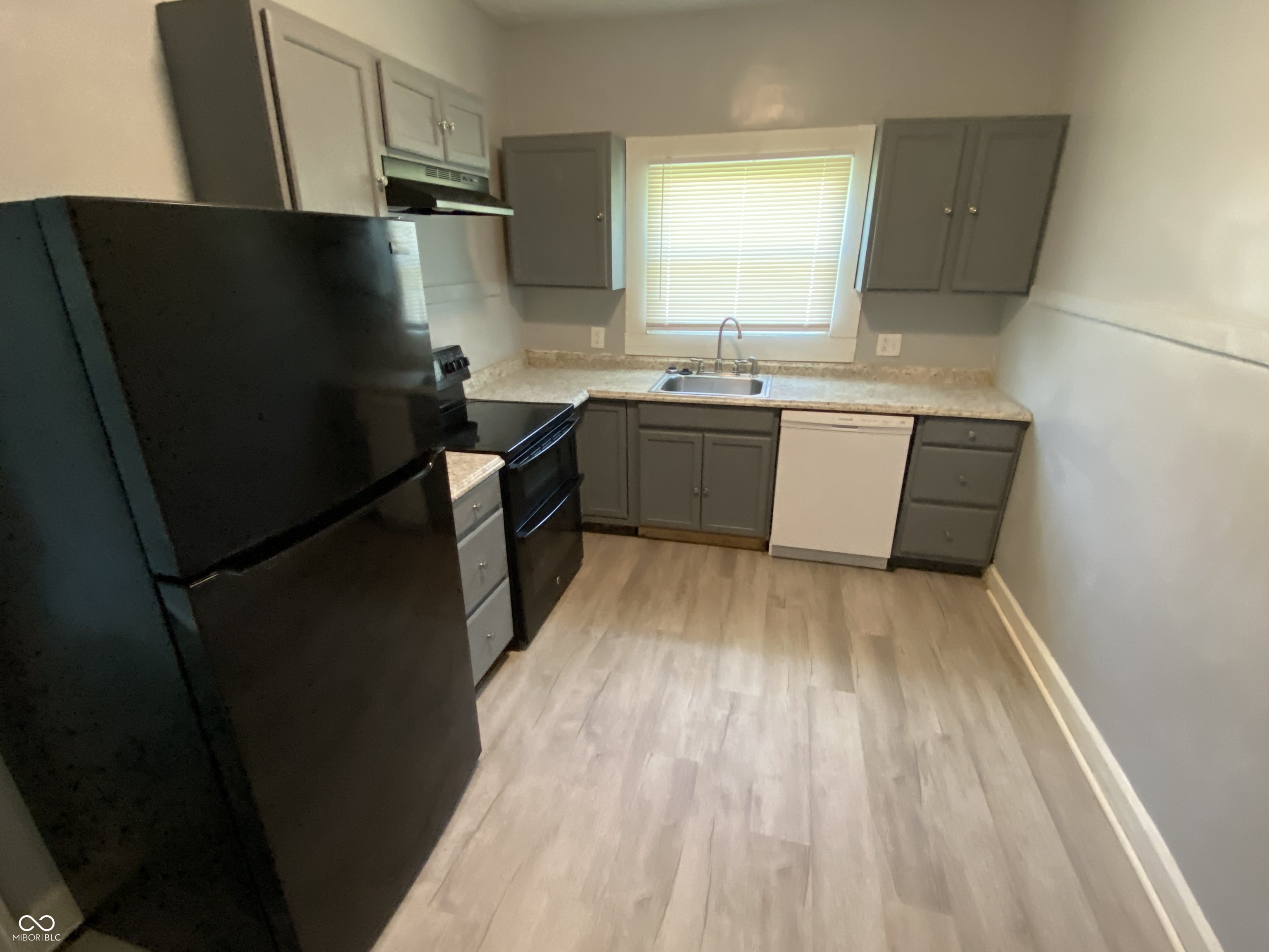 15 North Riley Avenue, Unit 1 Indianapolis, IN 46201 - Photo 7 of 9