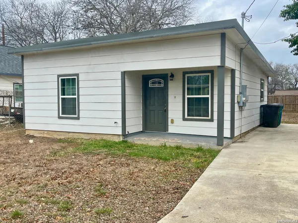 $1,125 | 455 Lincolnshire Drive, San Antonio, TX 78220