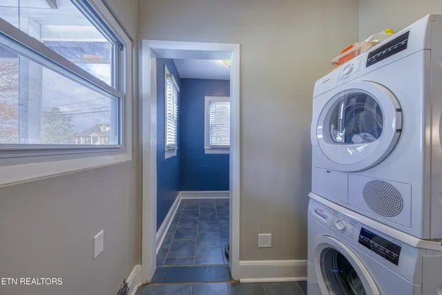 $339,000 | 5109 Oakview Road, Knoxville, TN 37918