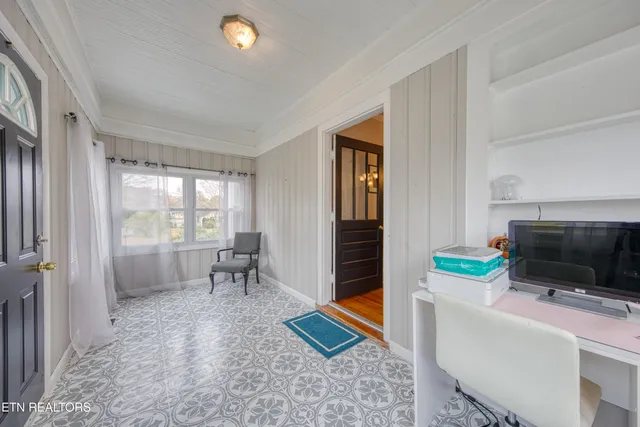 $339,000 | 5109 Oakview Road, Knoxville, TN 37918