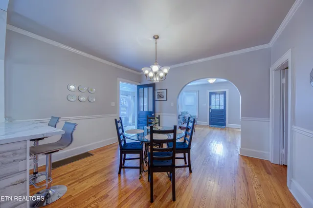 $339,000 | 5109 Oakview Road, Knoxville, TN 37918