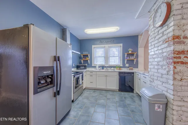 $339,000 | 5109 Oakview Road, Knoxville, TN 37918