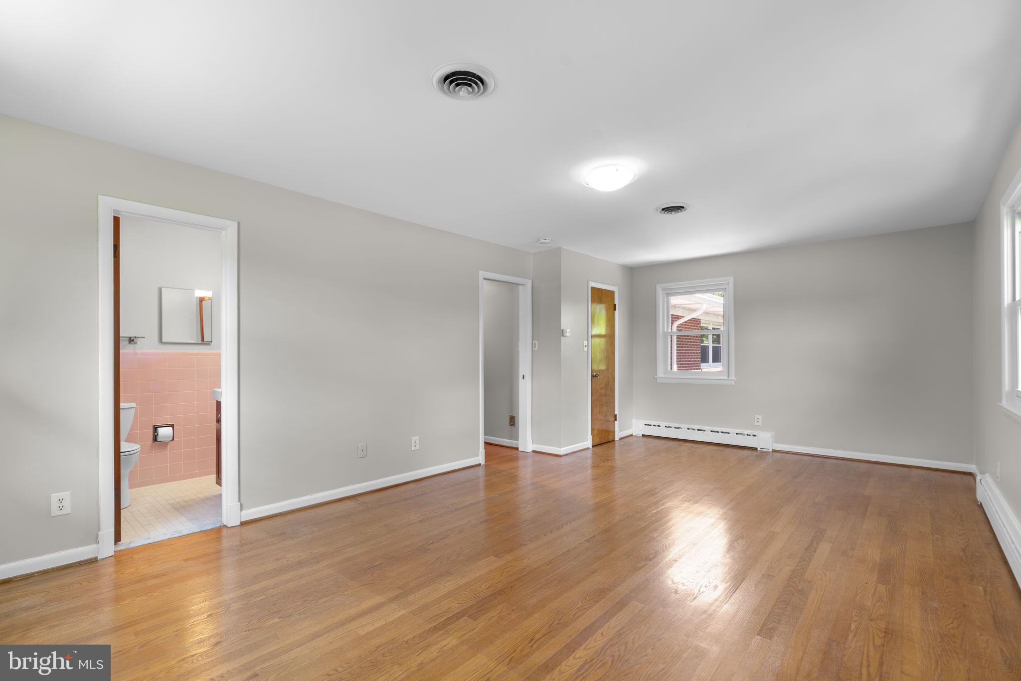 18015 Muncaster Road Rockville, MD 20855 - Photo 43 of 91