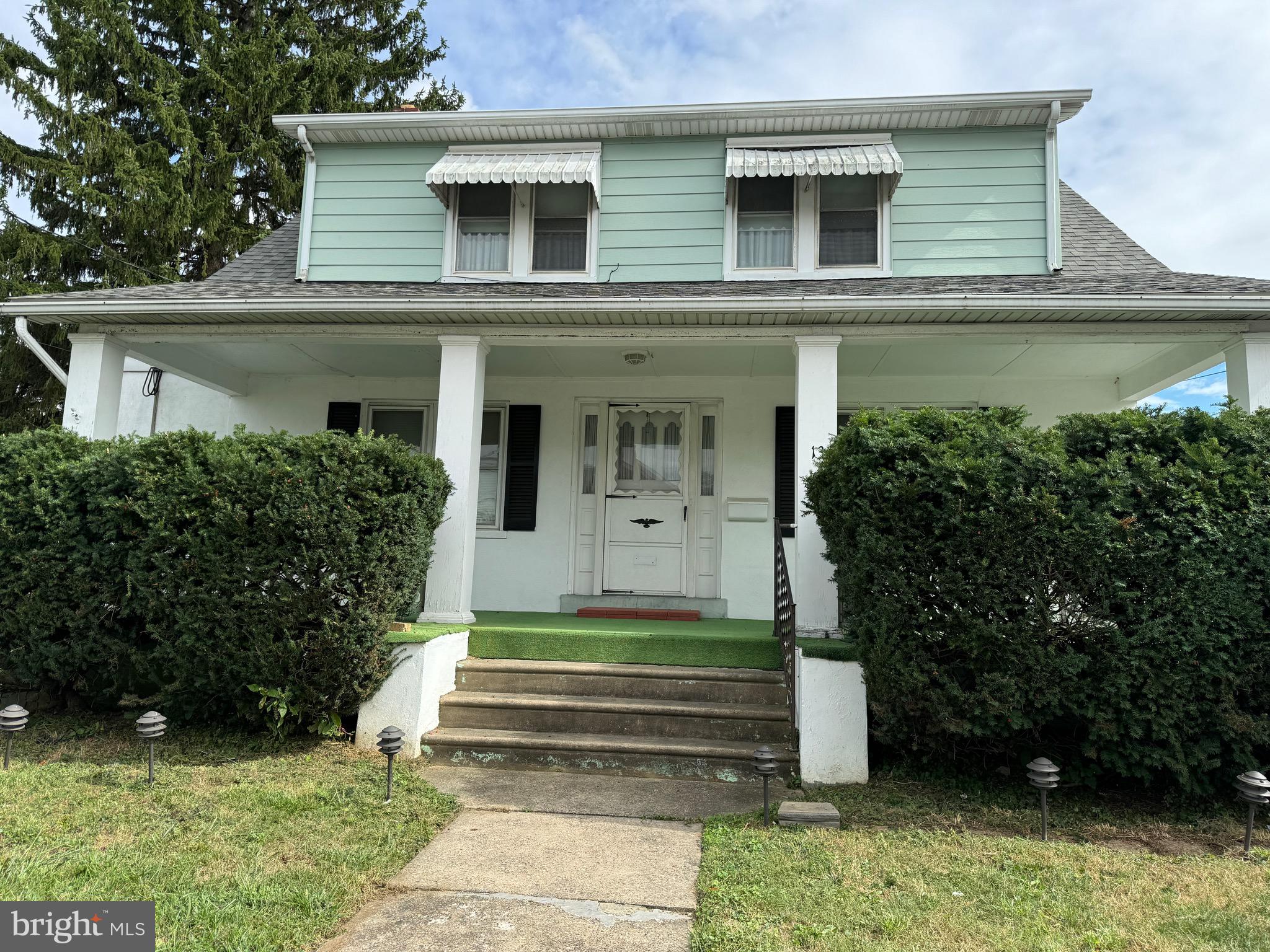 13 Beechwood Road Brookhaven, PA 19015 - Photo 1 of 22 Gallery Image 1