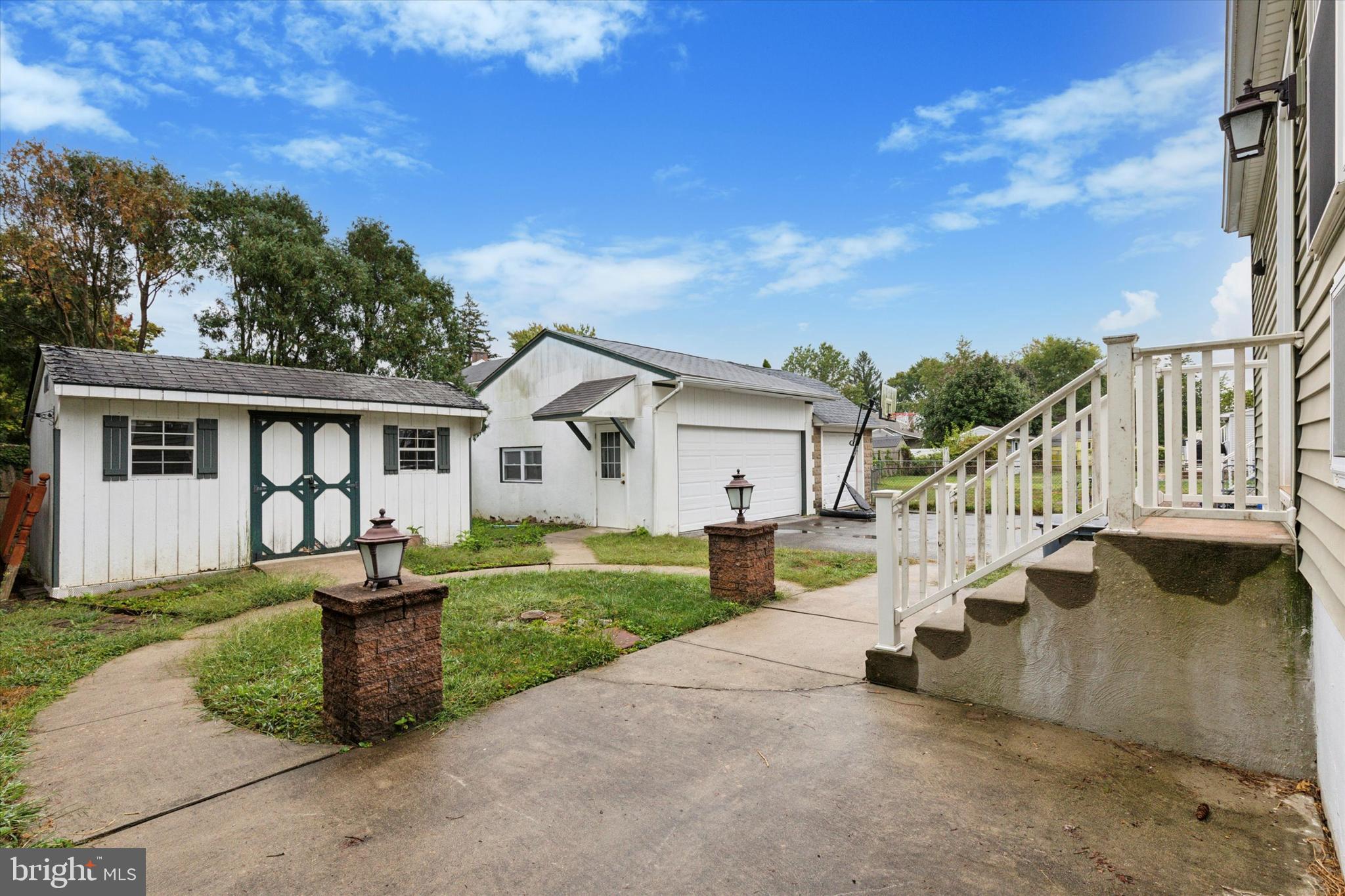 13 Beechwood Road Brookhaven, PA 19015 - Photo 5 of 22 Gallery Image 5
