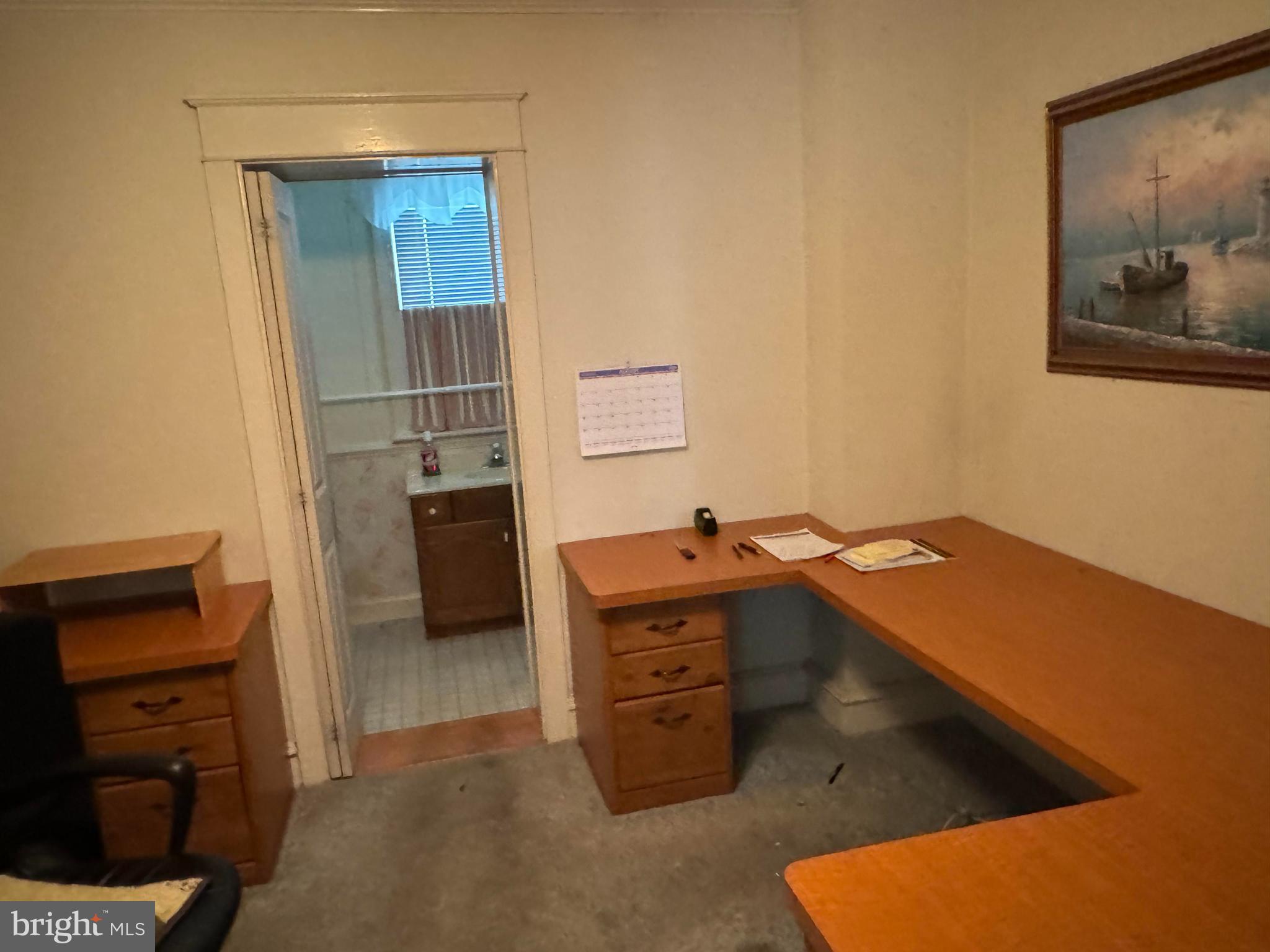 13 Beechwood Road Brookhaven, PA 19015 - Photo 9 of 22 office w/custom working space