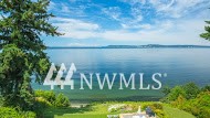 7921 Talbot Road Edmonds, WA 98026 - Photo 2 of 23