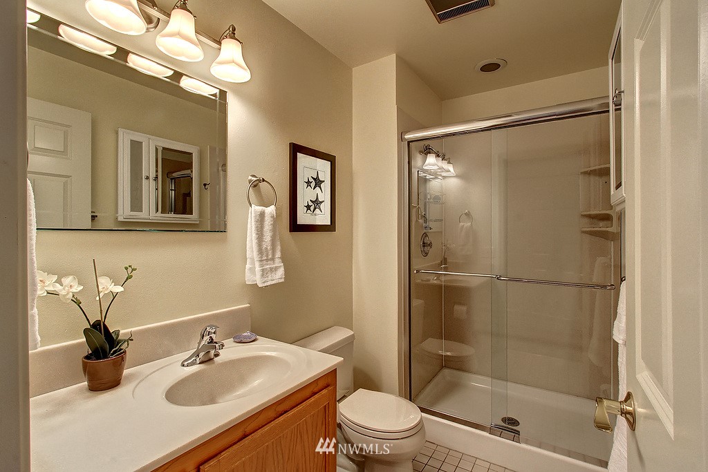 7921 Talbot Road Edmonds, WA 98026 - Photo 16 of 23