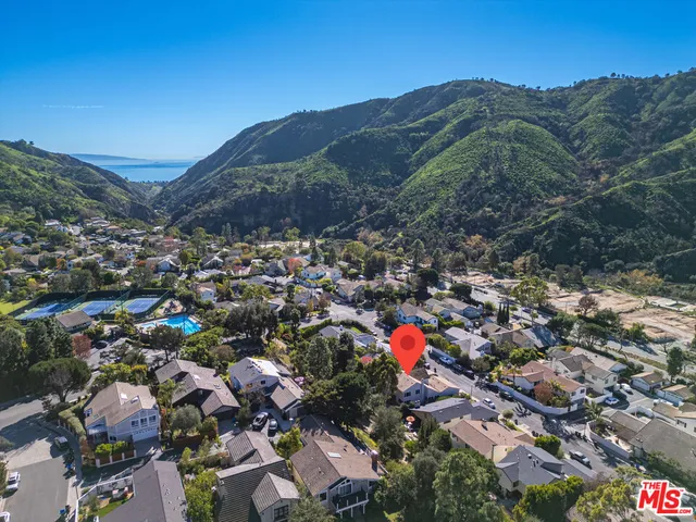 $2,795,000 | 1424 Avenida De Cortez, Pacific Palisades, CA 90272