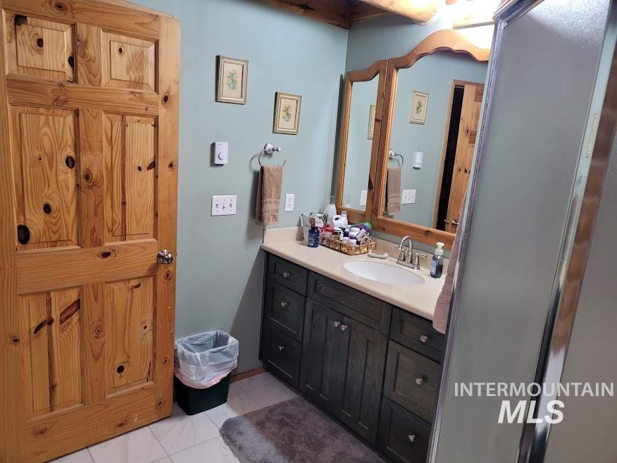 112 Three Forks Road Kamiah, ID 83536 - Photo 19 of 45 Bathroom featuring vanity