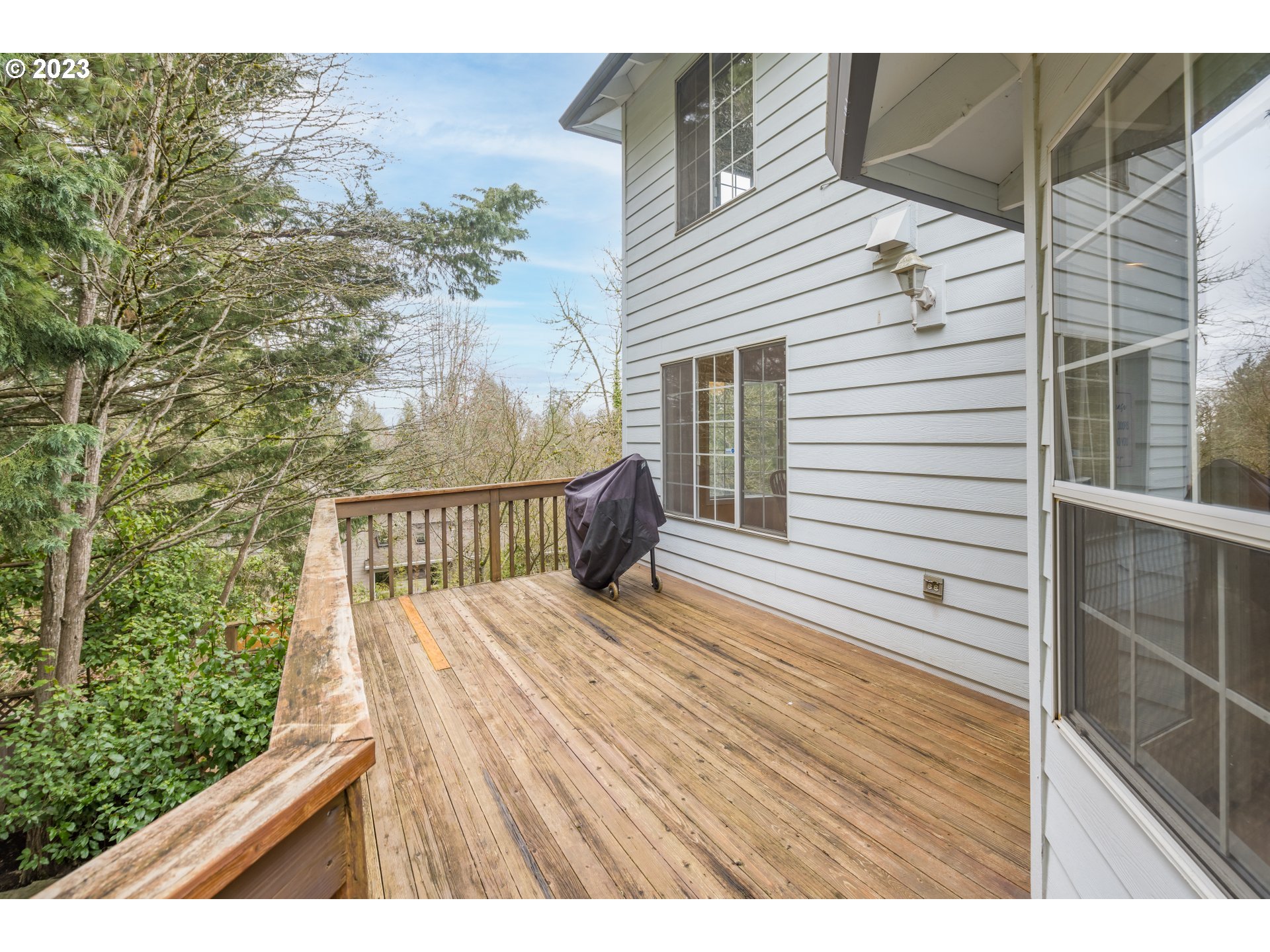 4111 Southwest Comus Street Portland, OR 97219 - Photo 32 of 32 Gallery Image 32