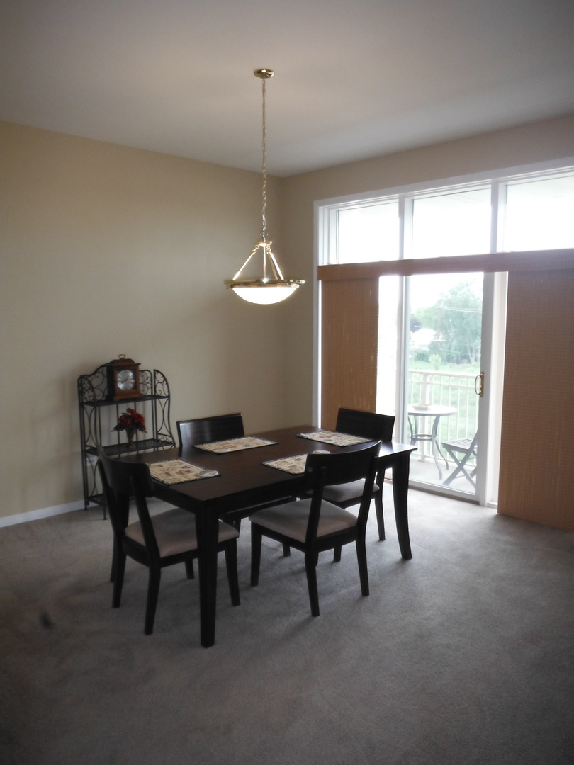 500 East St Charles Road, Unit 503 Lombard, IL 60148 - Photo 16 of 36