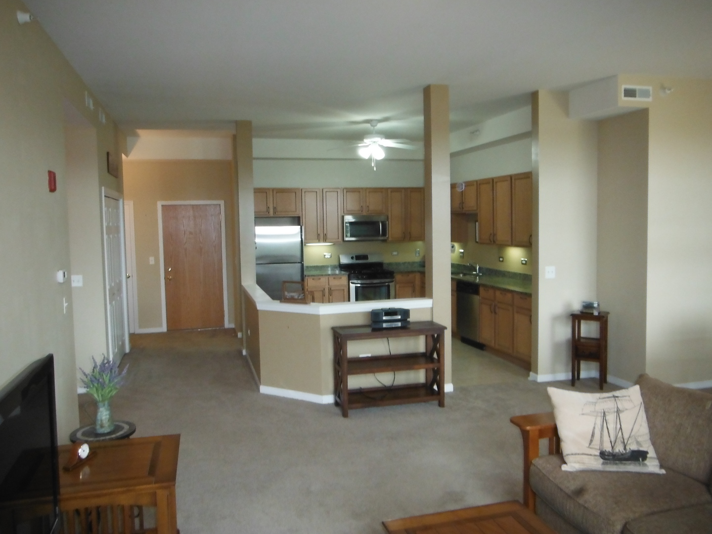 500 East St Charles Road, Unit 503 Lombard, IL 60148 - Photo 18 of 36