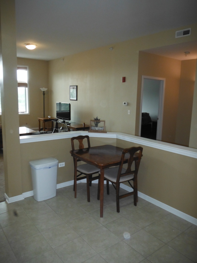 500 East St Charles Road, Unit 503 Lombard, IL 60148 - Photo 25 of 36