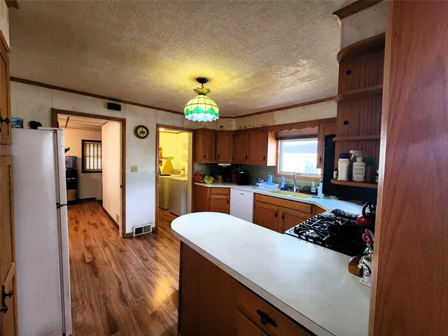 $159,900 | 4 Dartmouth Street, Johnson City, NY 13790