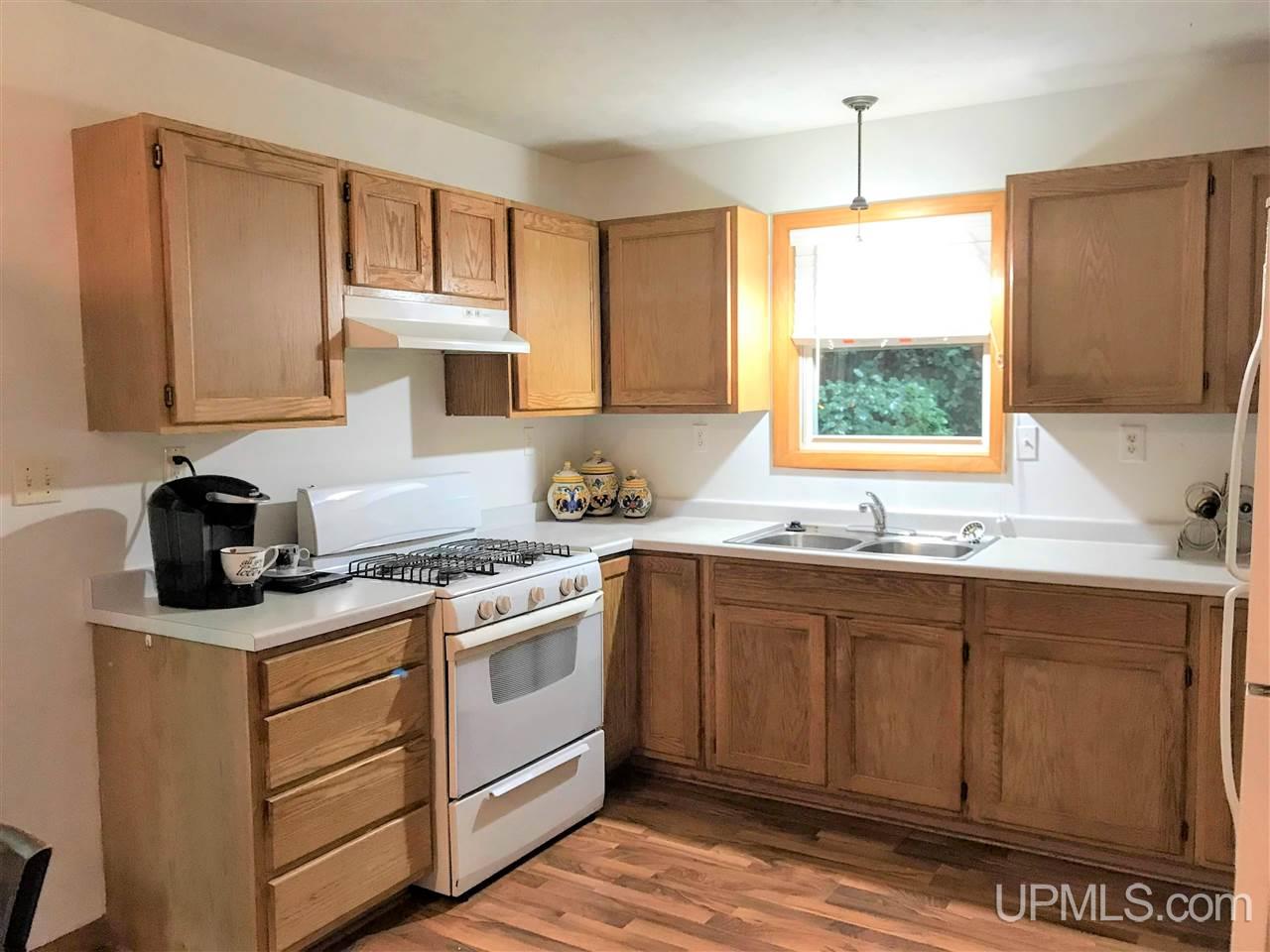 1150 Joliet Road Marquette, MI 49855 - Photo 12 of 29