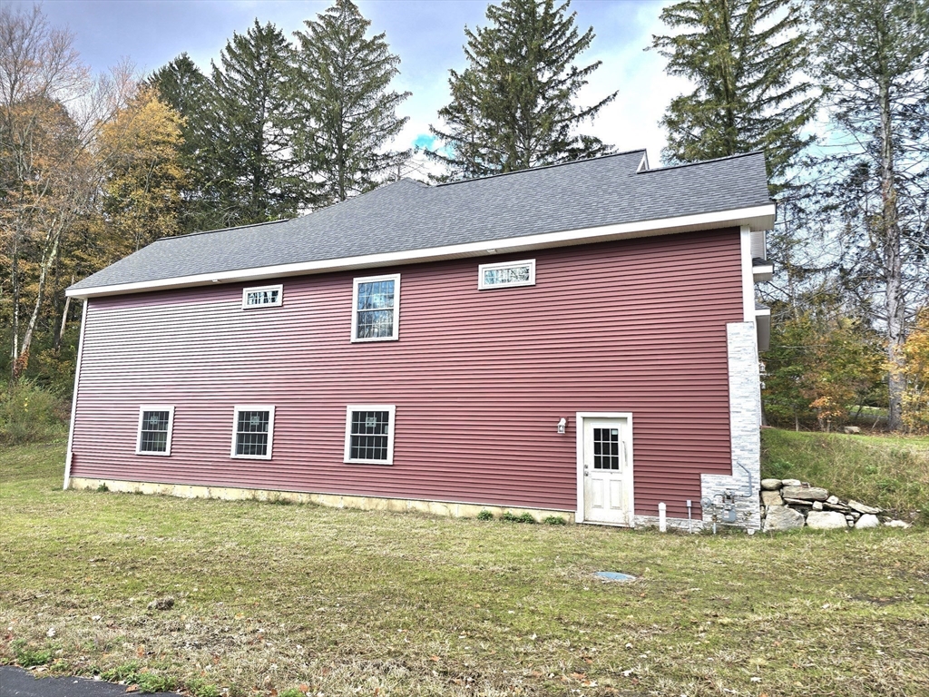 73 Dudley Hill Road Dudley, MA 01571 - Photo 7 of 41