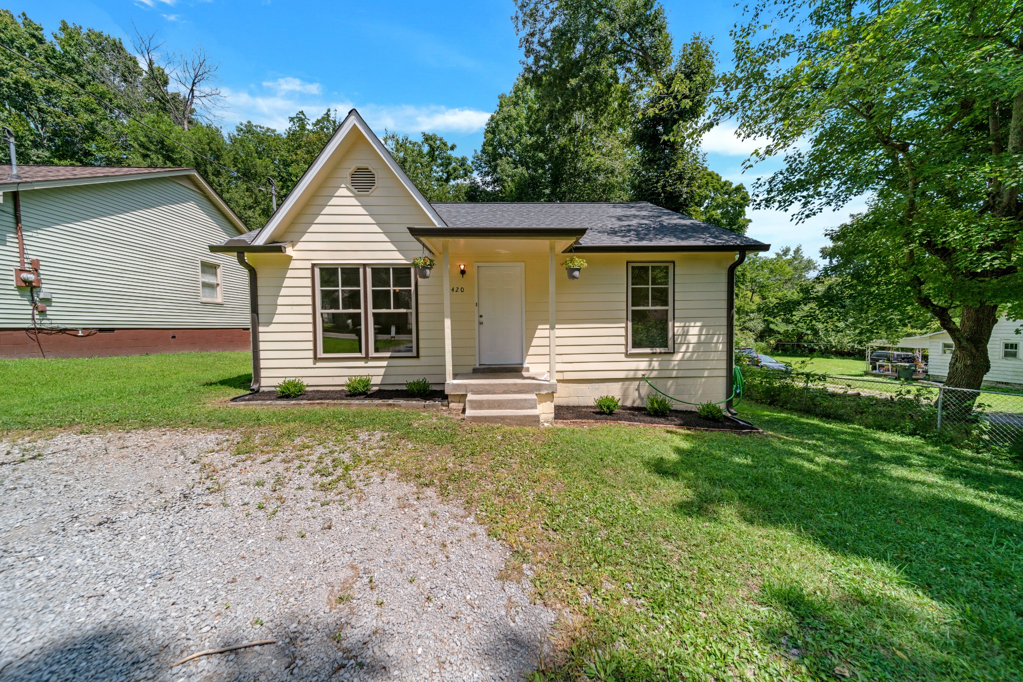 420 Circle Drive Springfield, TN 37172 - Photo 1 of 17 Gallery Image 1