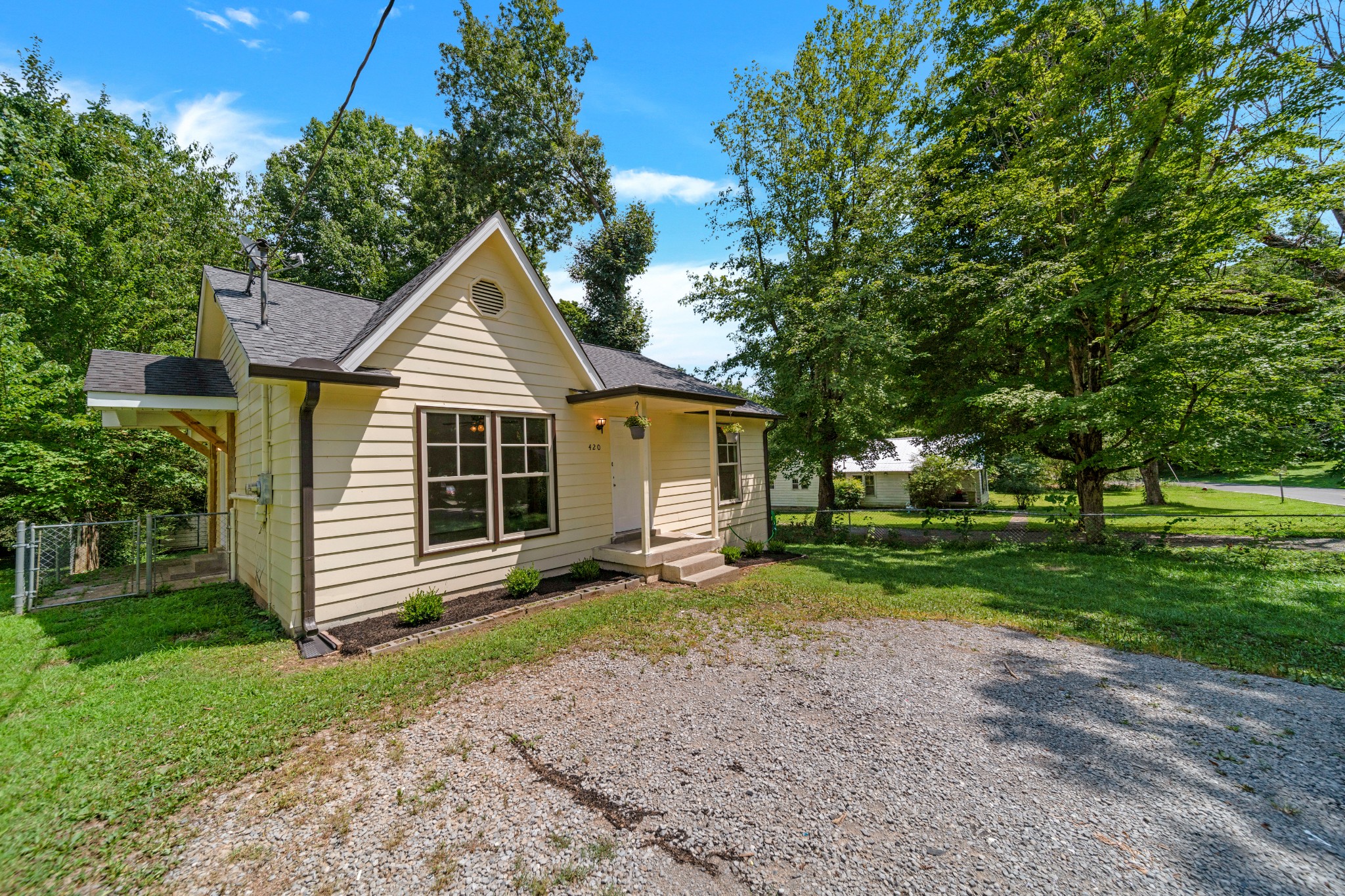 420 Circle Drive Springfield, TN 37172 - Photo 2 of 17 Gallery Image 2